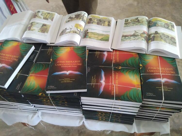 A Display of Mother Tongue Bible Stories.